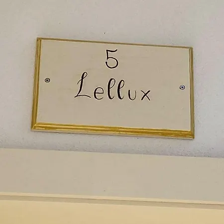 Il-blanzun Central Boutique Living